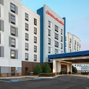3* Hotel Hampton & Concord-charlotte